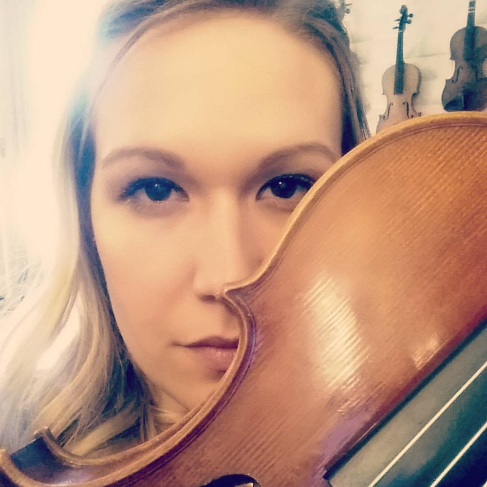 Meet your Posher Arielle!